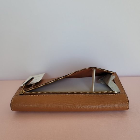 COACH Wyn Envelope Colorblocked Crossgrain Leather Wallet- Light Camel Multi⭐ - Picture 8 of 16